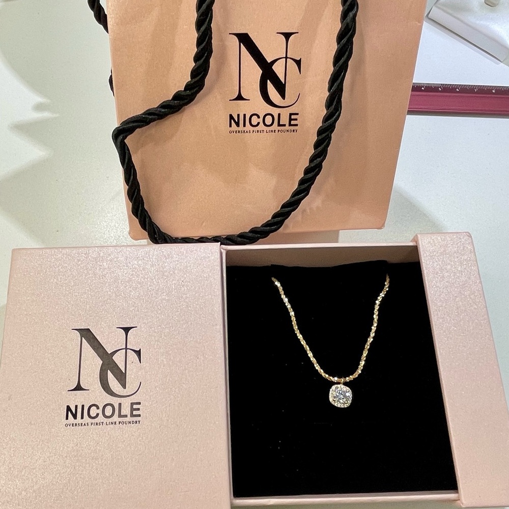 Nicole 18k  gold 1CT  Moissanite diamond necklace